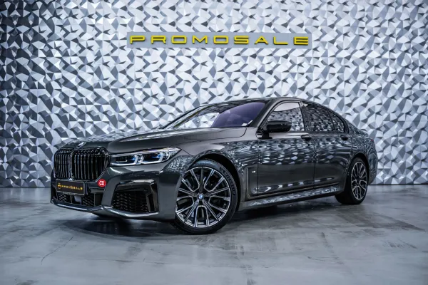 BMW  - BMW 750 i xDrive * Individual* Msport* B&W* 360