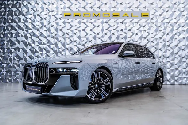 BMW - 750 e xDrive Hybrid* Pano* Bowers&Wilkins